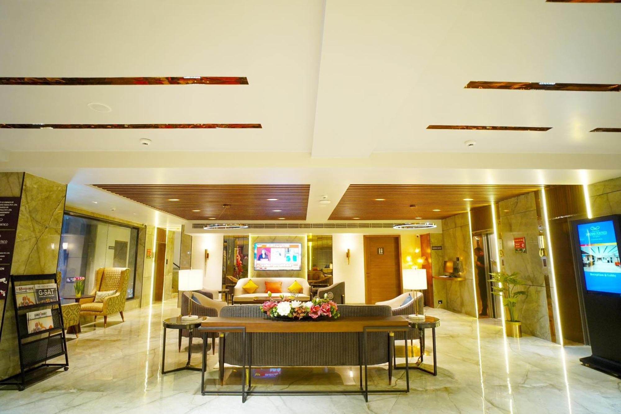 Ishaan Sarovar Portico Деогарх Экстерьер фото